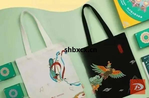 文(wen)創產品(pin)引(yin)領敦(dun)煌(huang)文(wen)化(hua)走(zou)向世(shi)界，文(wen)藝(yi)創作煥發(fa)新(xin)活(huo)力